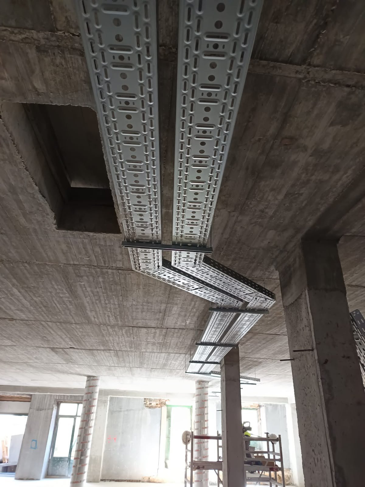 Overhead Cable Tray Systems